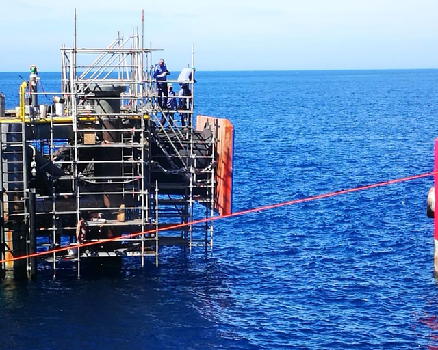 Jier Marine Super Cell Fenders per ormeggio delle petroliere in Italia FP